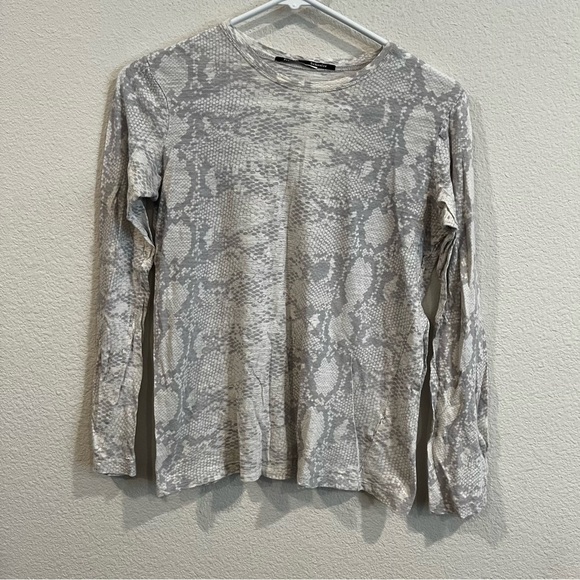 Proenza Schouler gray and white reptile print long sleeve crewneck small - Picture 1 of 8